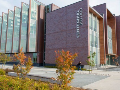 Cao đẳng Centennial (Ontario)