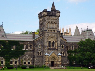 Đại học Toronto (University of Toronto)